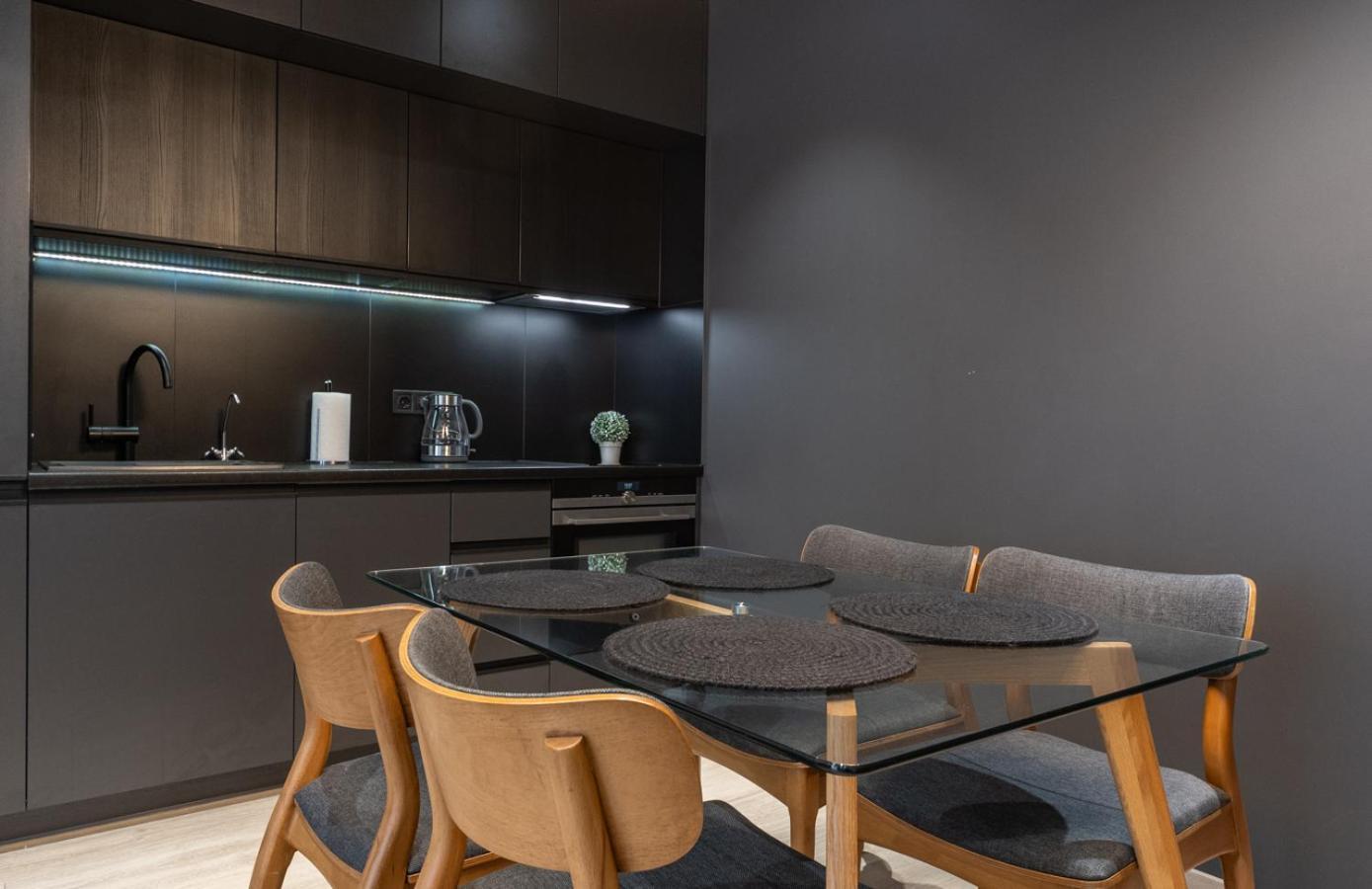 Royal Tower Residence Big Vip Apartment In Center Floor 27 Kiev Dış mekan fotoğraf