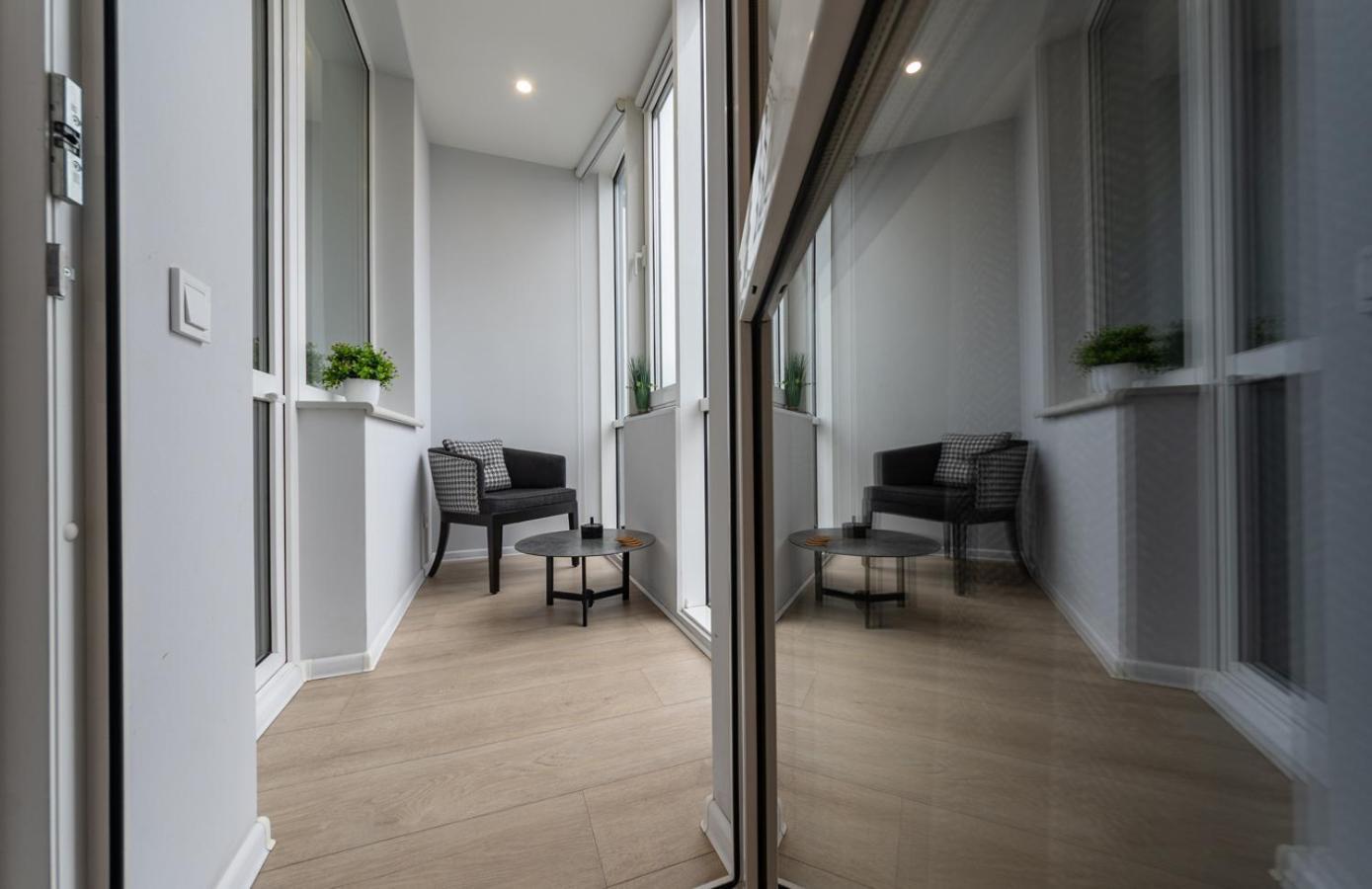 Royal Tower Residence Big Vip Apartment In Center Floor 27 Kiev Dış mekan fotoğraf