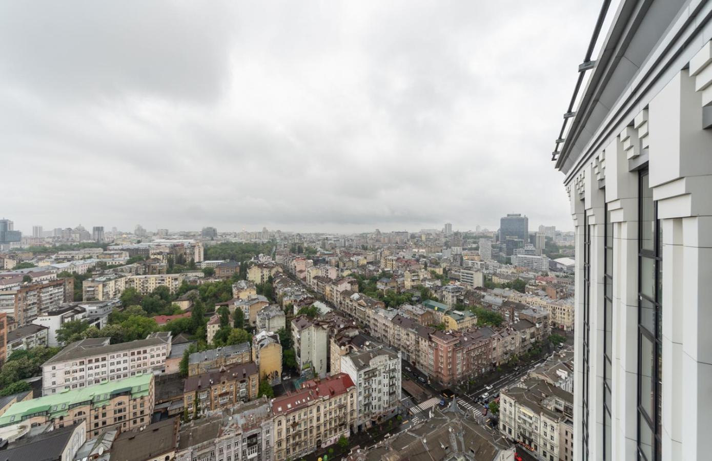 Royal Tower Residence Big Vip Apartment In Center Floor 27 Kiev Dış mekan fotoğraf